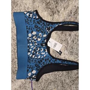 Size M, NWT ULTRACor Sports Bra With Leopard Print